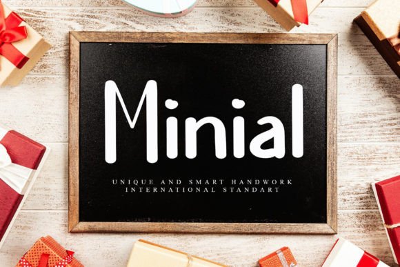 Minial: A Sans Serif Font That Makes Your Campaign Stand Out
